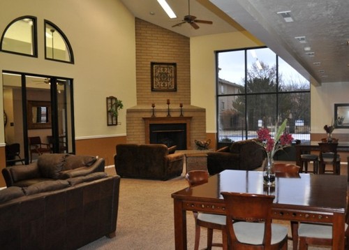 Clubhouse_60