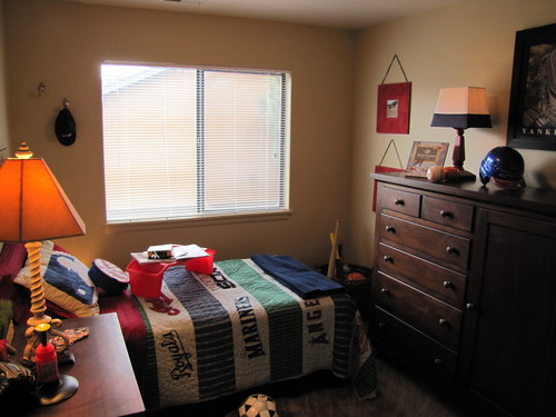 Model-second-bedroom_89