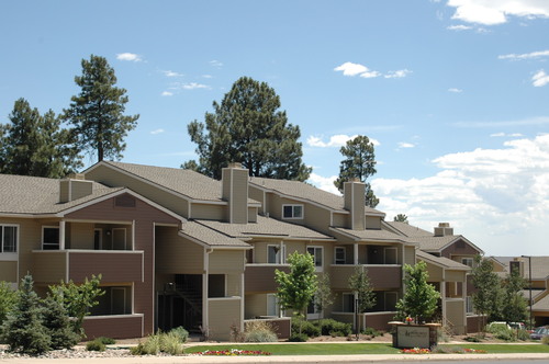 Side-view-of-woodcrest-community_50